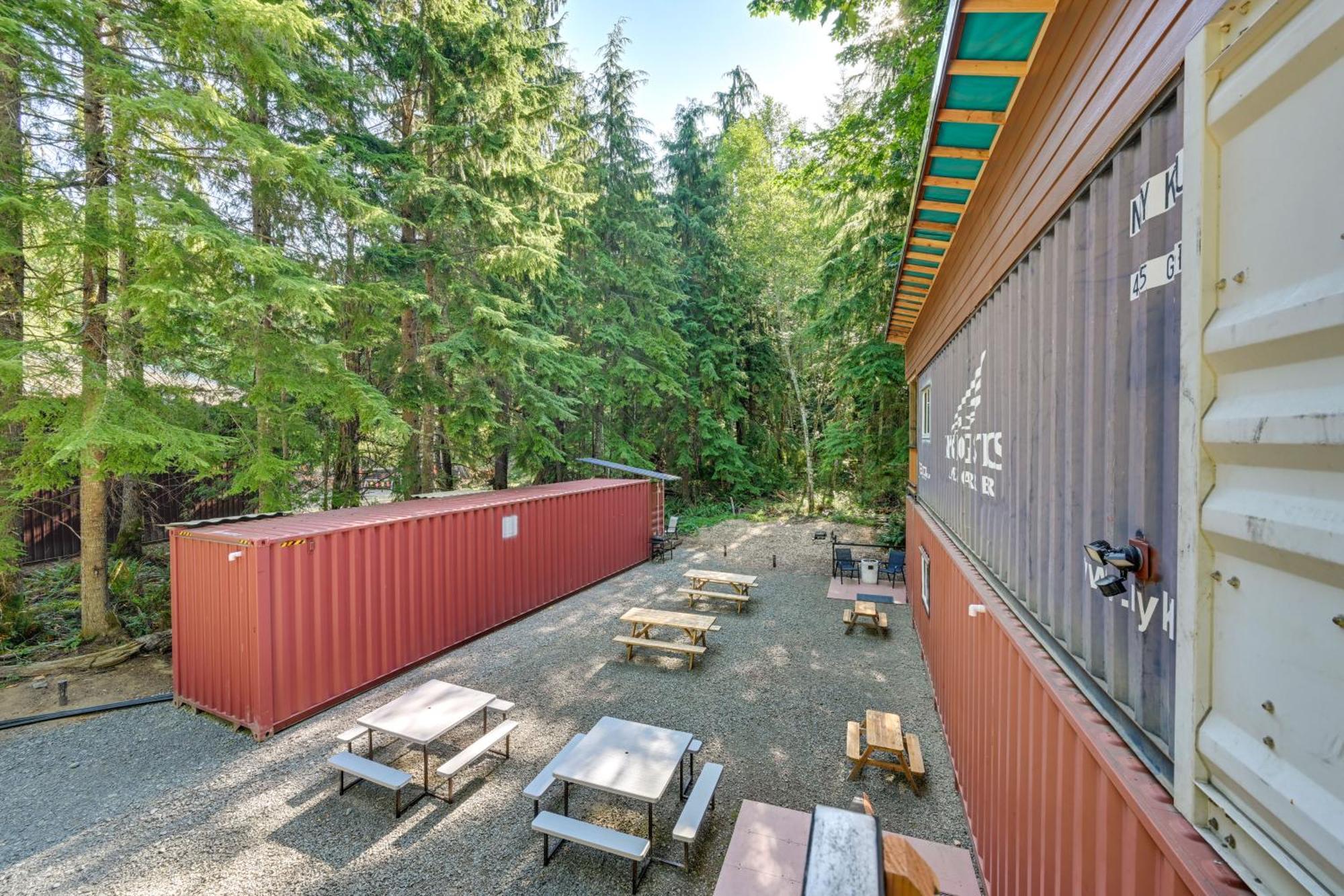 Unique Container Studio With Deck And Fire Pit! Buckley エクステリア 写真