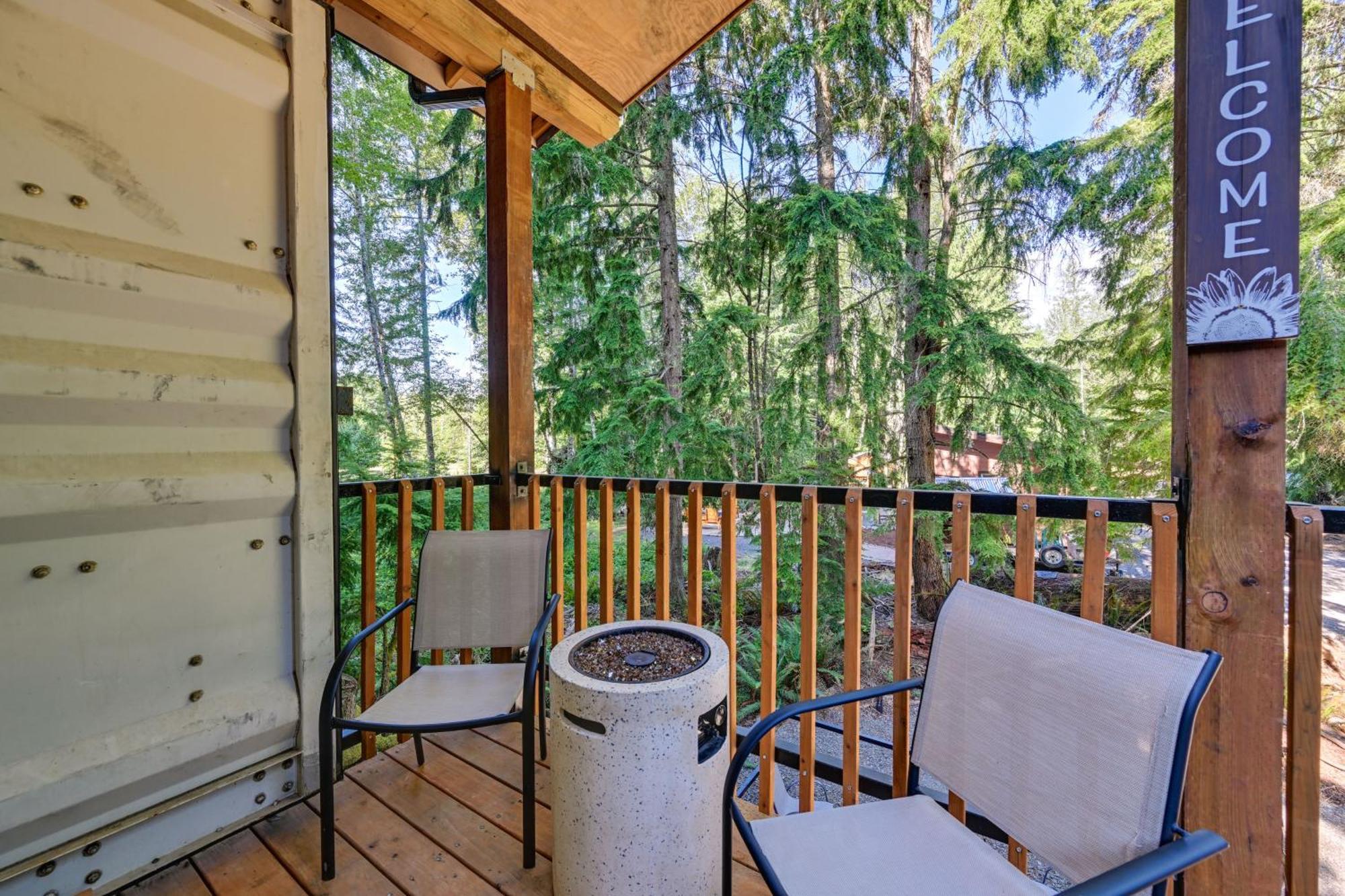 Unique Container Studio With Deck And Fire Pit! Buckley エクステリア 写真