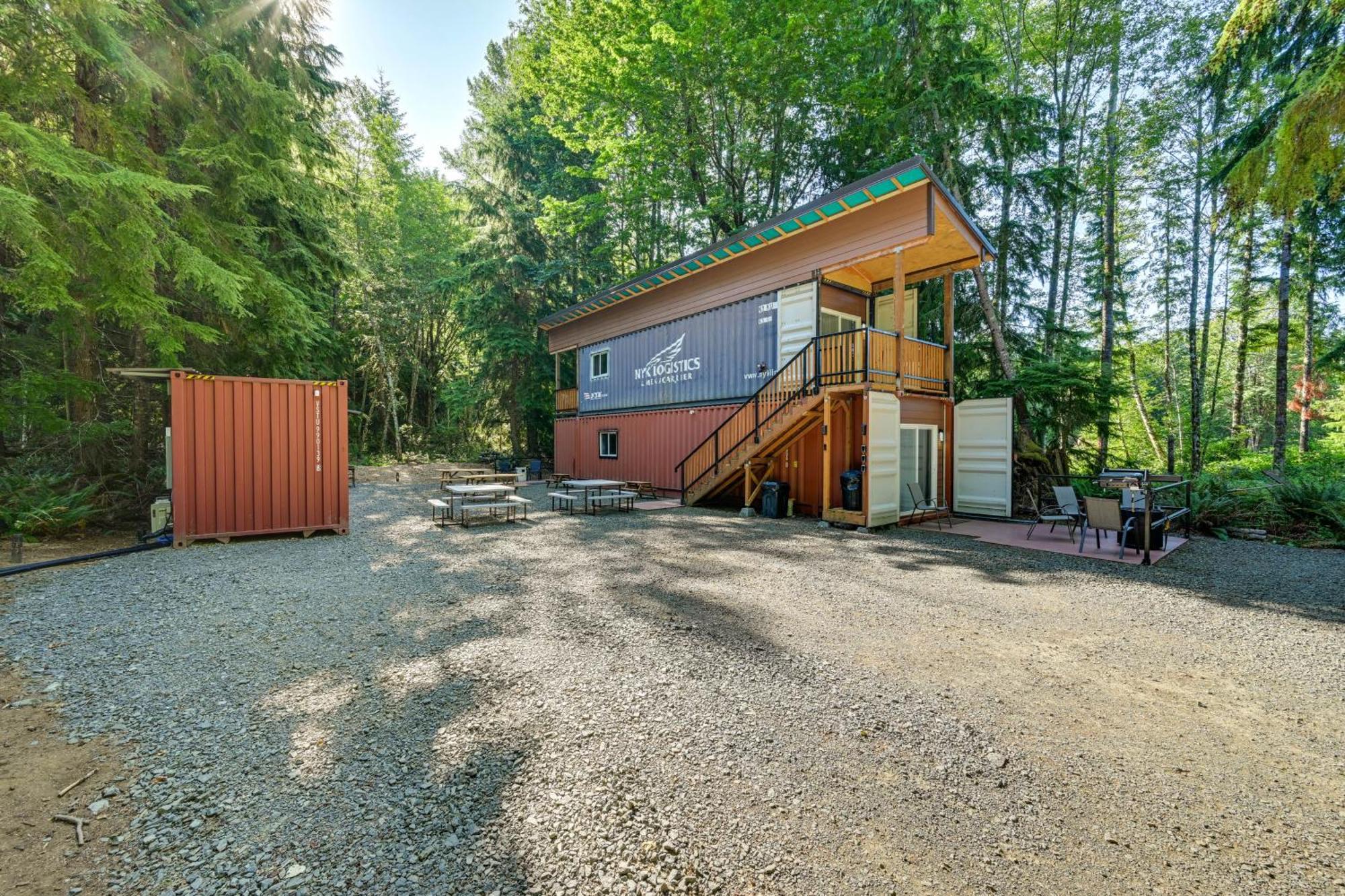 Unique Container Studio With Deck And Fire Pit! Buckley エクステリア 写真
